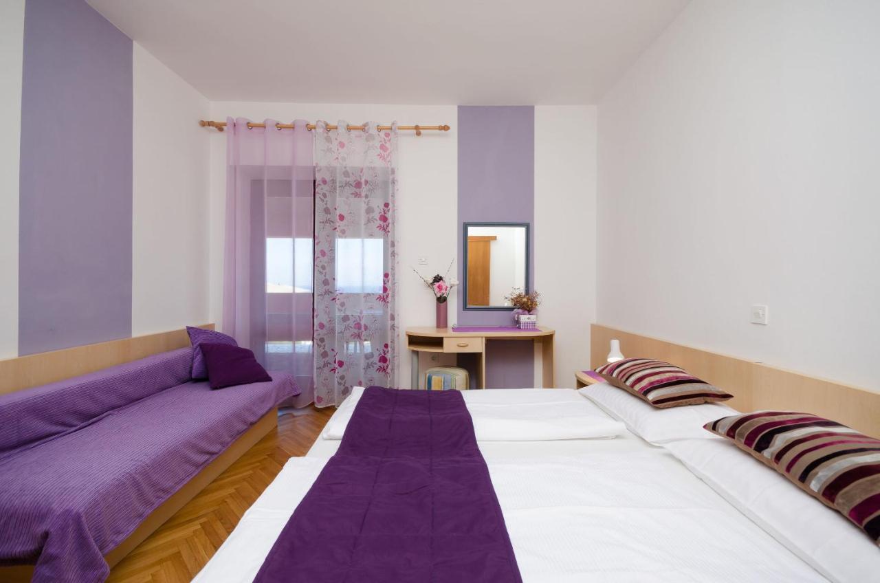 Apartments Mirjana Lopar Bagian luar foto